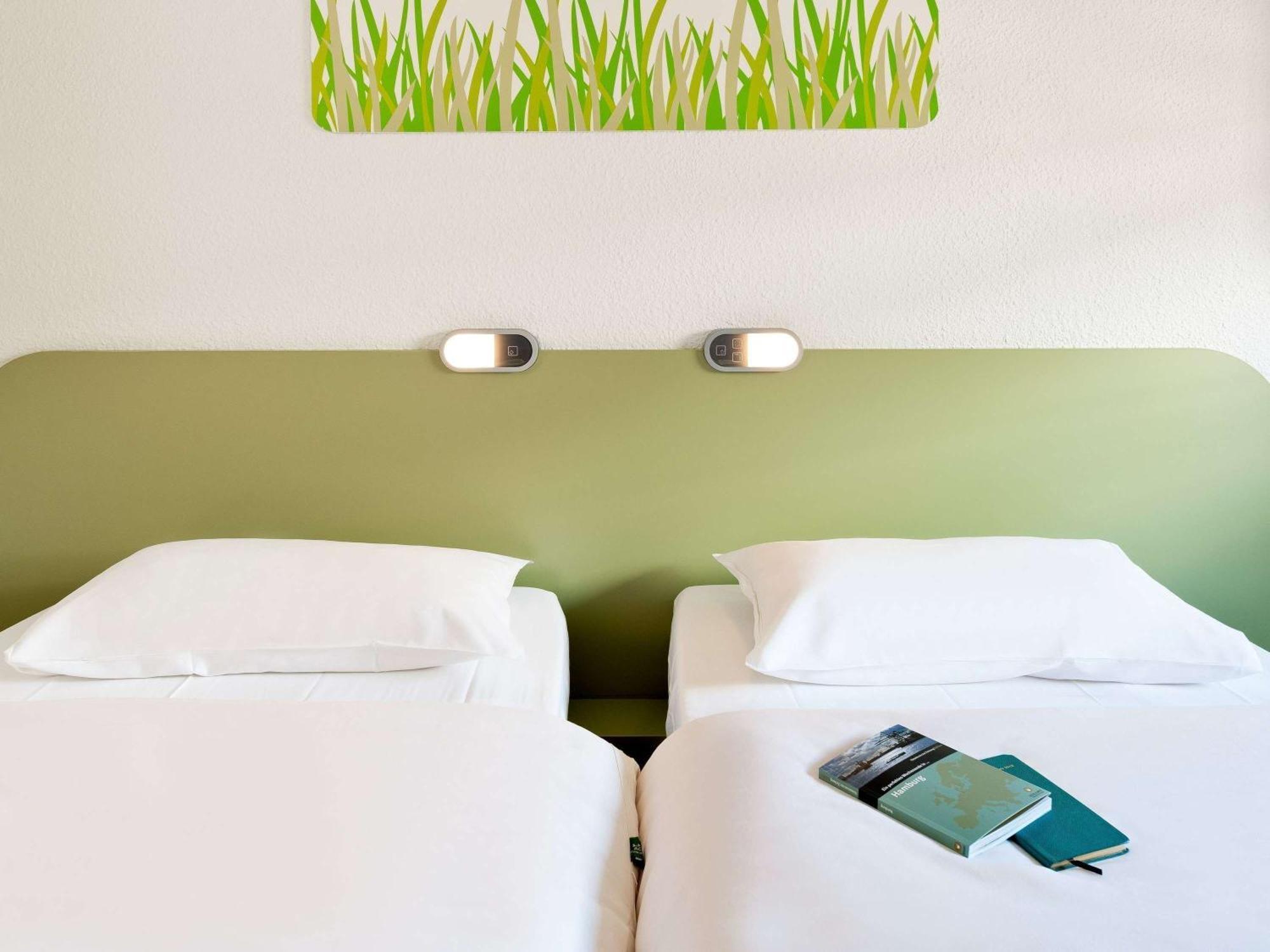 Ibis Budget Hotel Edinburgh Park Exterior foto